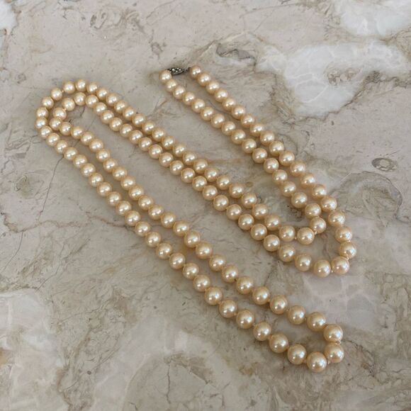 Vintage Majorica Pearls Opera Length Sterling Silver Clasp Rare - Picture 1 of 10